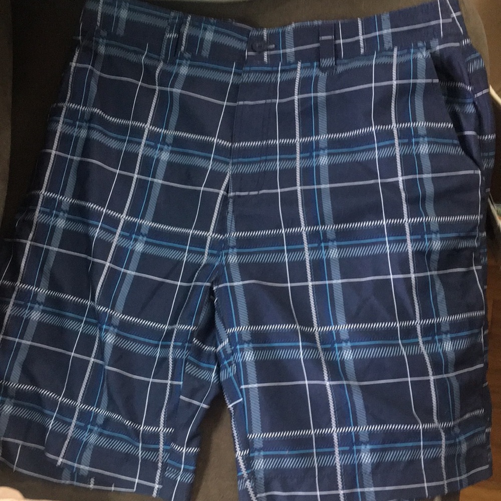 NWT Men’s Hybrid Shorts